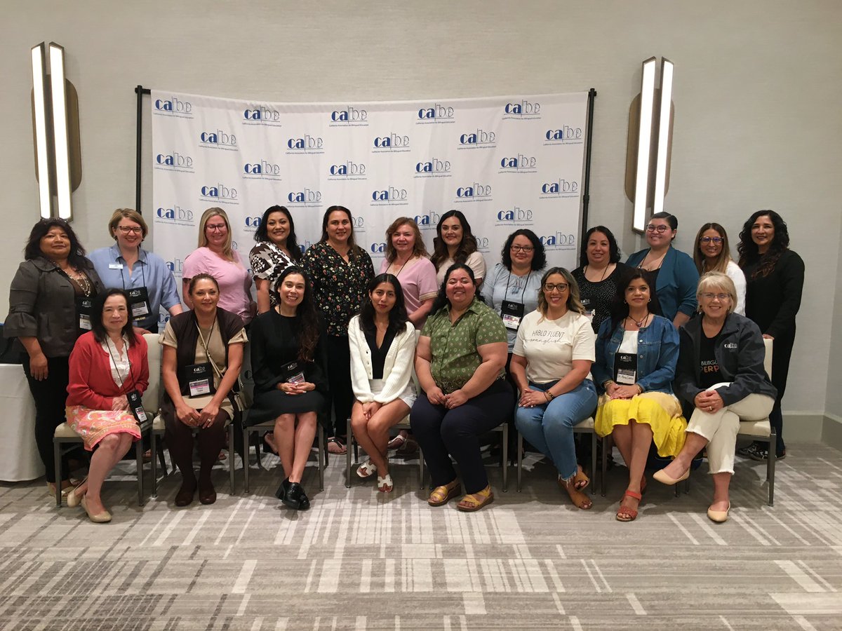 OCDEProjectGLAD's tweet image. The CABE Summer Spanish Dual Language Immersion Institute last week was amazing! 🌸☀️
#projectglad #ocde #glad #learning #conference #newportbeach #spanish #friends #colleagues #growth #education #students #educator #teacher #gocabe #cabe #duallanguage #fun #superhero