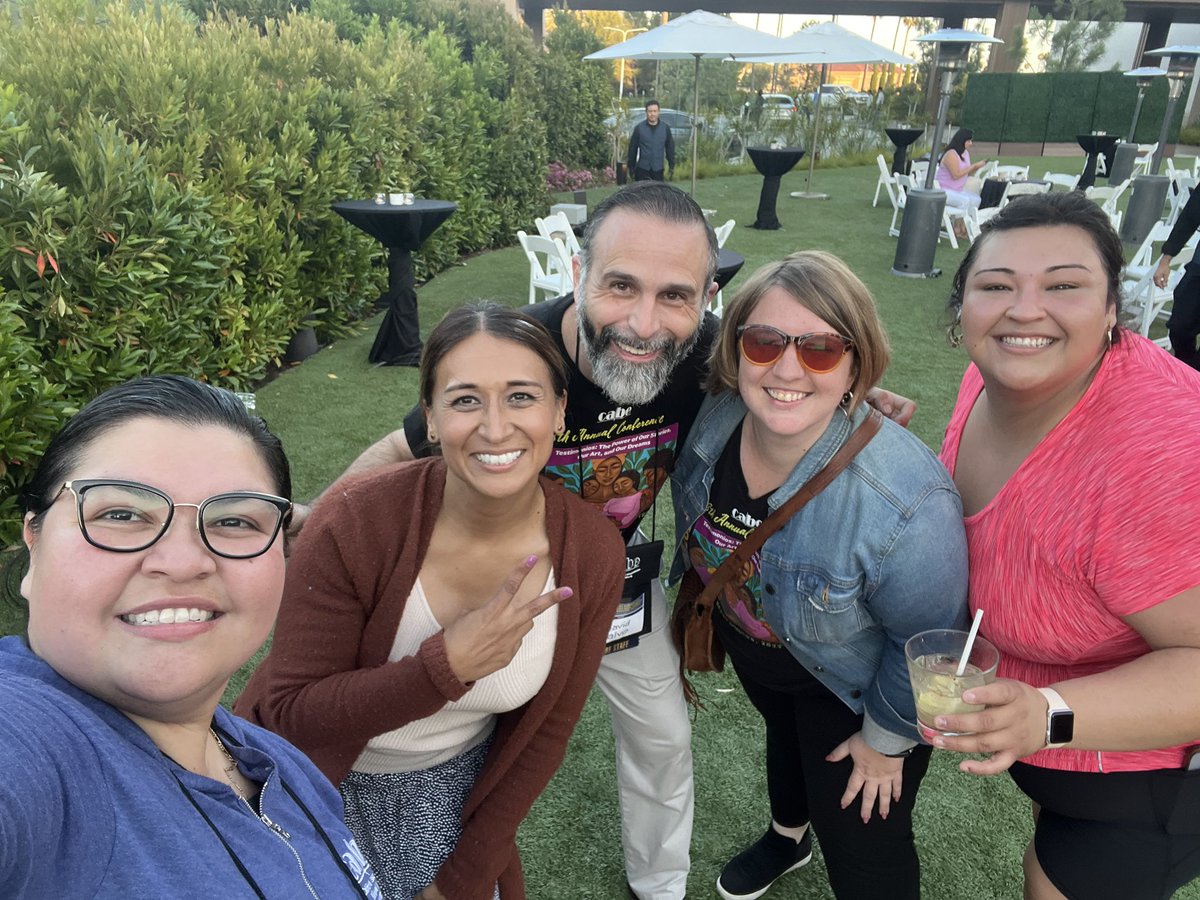 OCDEProjectGLAD's tweet image. The CABE Summer Spanish Dual Language Immersion Institute last week was amazing! 🌸☀️
#projectglad #ocde #glad #learning #conference #newportbeach #spanish #friends #colleagues #growth #education #students #educator #teacher #gocabe #cabe #duallanguage #fun #superhero
