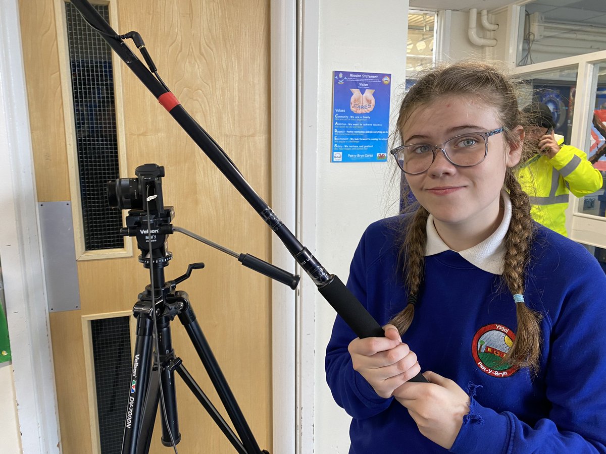 Ysgol Pen-y-Bryn (@ysgolpenybryn) on Twitter photo Well done to our Key Stage 3 Film Skills learners for completing work on this term’s ‘Home Alone’ project. The group have been fantastic throughout the project, and worked well together as a team. <a href="/intofilm_cymru/">Into Film Cymru</a> <a href="/ScreenAllianceW/">Screen Alliance Wales</a> <a href="/HwbAddysg_Cymru/">Hwb Addysg Cymru</a> <a href="/WG_Education/">Welsh Government Education</a> <a href="/ThreecliffsEd/">Edward Thomas</a> Well done to our Key Stage 3 Film Skills learners for completing work on this term’s ‘Home Alone’ project. The group have been fantastic throughout the project, and worked well together as a team. <a href="/intofilm_cymru/">Into Film Cymru</a> <a href="/ScreenAllianceW/">Screen Alliance Wales</a> <a href="/HwbAddysg_Cymru/">Hwb Addysg Cymru</a> <a href="/WG_Education/">Welsh Government Education</a> <a href="/ThreecliffsEd/">Edward Thomas</a>