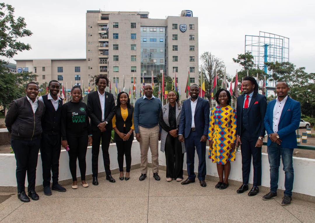 AU_DARBE's tweet photo. The Secreatariat of the Africa Youth Assembly @Aycassembly paid a courtesy call on Harsen Nyambe, Director, #SEBE and briefed him on the preparations for #AYCA_2023. They also discussed the Role of African Youth in the implementation of the AU #ClimateChangeStrategy. https://t.co/w7surYy2Un