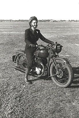 WomenAtWar2's tweet photo. An addition to tweets on #despatchrider duties during #WW2, thanks to friend & fellow historian @sallyacb275,who highlighted female #AirTransportAuxiliary DRs to me. These women would carry out similar duties to those in the WRNS & ATS but through Motor Transport section of #ATA https://t.co/C0NEm94YDk