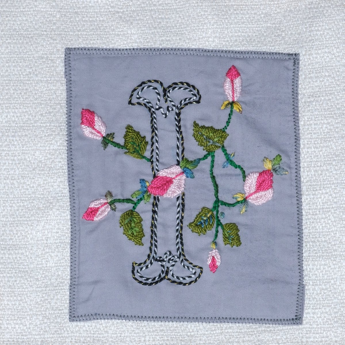 Inverkeithing Stitching in Time – 77th of 82 embroidery pieces. The artwork showcases images from Inverkeithing’s history. Like the artwork, we will showcase images of the amazing stitching talent, in chronological order

I by Elaine Diffenthal