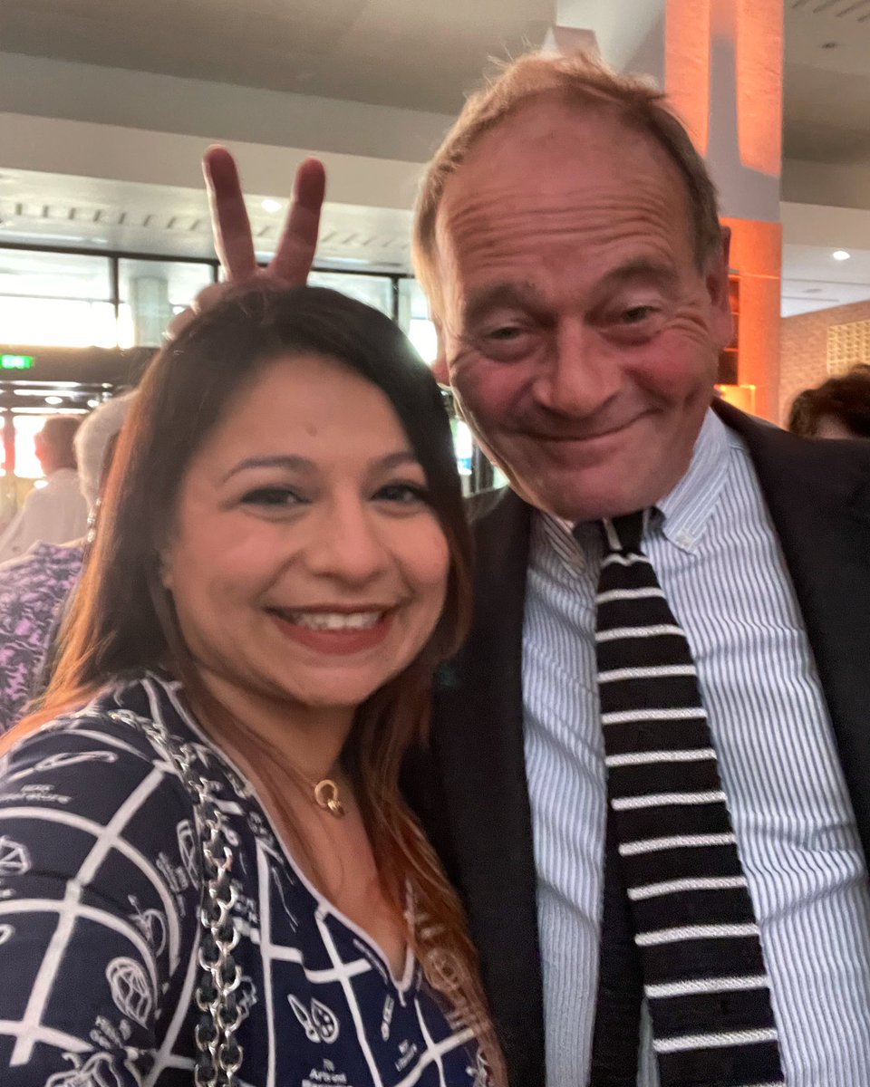 Dr Suze Kundu: find FunSizeSuze on other platforms (@funsizesuze) on Twitter photo Happy 50th birthday, <a href="/britishlibrary/">British Library</a>! Totally failed to get a photo with <a href="/mcintold/">Leslie McIntosh</a>, but did managed to get my on-brand #DeweyDecimalSystem dress into a selfie with the always brilliant, talented, wonderful John Lloyd <a href="/MuseumOfCurios/">Museum of Curiosity</a>. Lovely to see you - more heckling next time 😋 Happy 50th birthday, <a href="/britishlibrary/">British Library</a>! Totally failed to get a photo with <a href="/mcintold/">Leslie McIntosh</a>, but did managed to get my on-brand #DeweyDecimalSystem dress into a selfie with the always brilliant, talented, wonderful John Lloyd <a href="/MuseumOfCurios/">Museum of Curiosity</a>. Lovely to see you - more heckling next time 😋