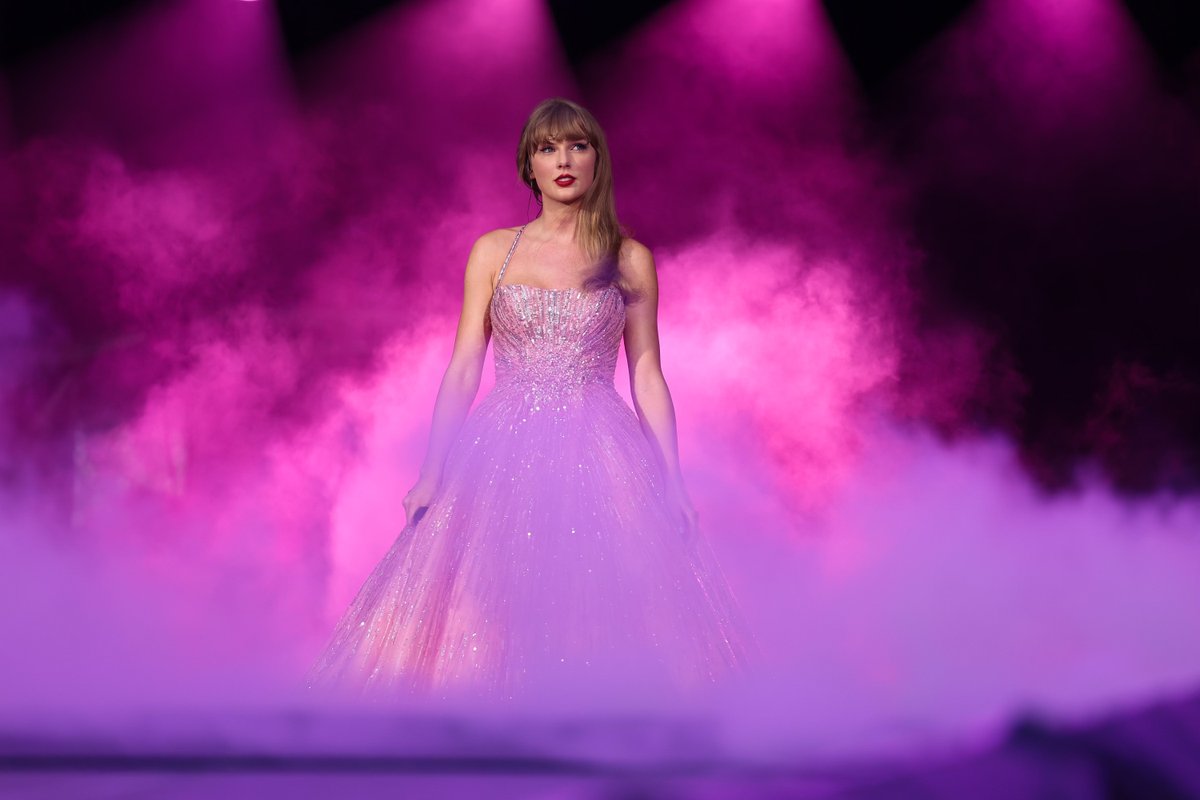 You never saw it coming, wouldn’t have suspected it… but we’re inviting fans to wear their best Speak Now (Taylor’s Version) inspired looks at #KCTSTheErasTour this weekend.

Let’s paint Kansas City #SpeakNowTaylorsVersion!!! 💜🖌️