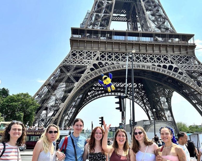 UDGlobal's tweet photo. #BlueHens are all over the world this #UDSummer - including France & Belgium for a #UDAbroad ENGL program. Applications for Winter 2024 & Spring 2024 programs are open until September 20. Learn more & apply https://t.co/MCXHvkcyAh
#UDAbroad100 https://t.co/g4oLab9BnT