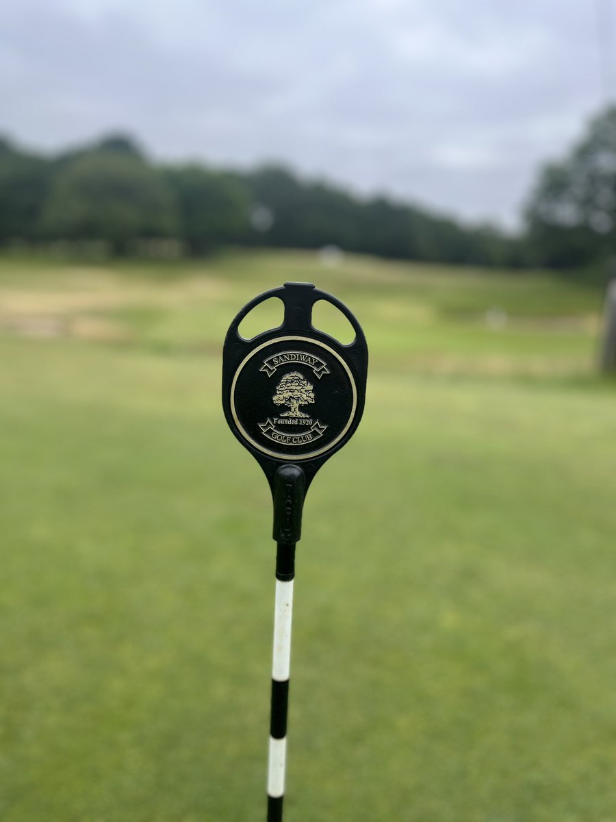 GarethJonesGolf's tweet photo. @mattnixon_golf and I were given a golfing lesson by @dunbabin and @cammy__cross over 8 holes tonight. Tomorrow is a different day @PleasingtonGolf for the @PGANorth 4ball qualifier #practiceround https://t.co/mX8Jq9QrNB