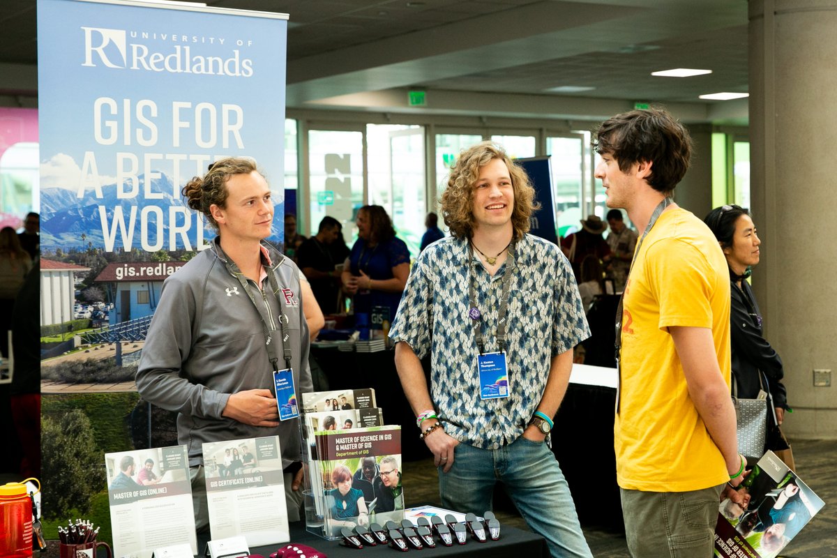 URBusAndSociety's tweet photo. Last year's @Esri UC highlights have us looking forward to this year's event July 10-14. Hope to see you there!
#UniversityofRedlands #BusinessSchool #EsriUserConference https://t.co/eWQPKKkI3S