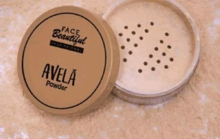 Pó Solto Facial Banana/Translucido/Pessego/Avelã por R$7,60. Encontre na Shopee agora! shope.ee/Azobch6pd