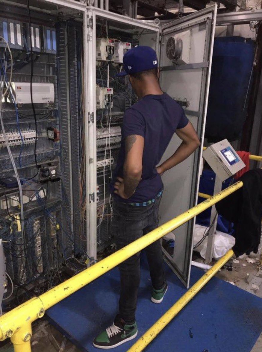 Relist <a href="/SteadyStackNFT/">Steady Stack Scam/Rug Victims</a> 

Can Devs Do Something?!
<a href="/opensea/">OpenSea</a>