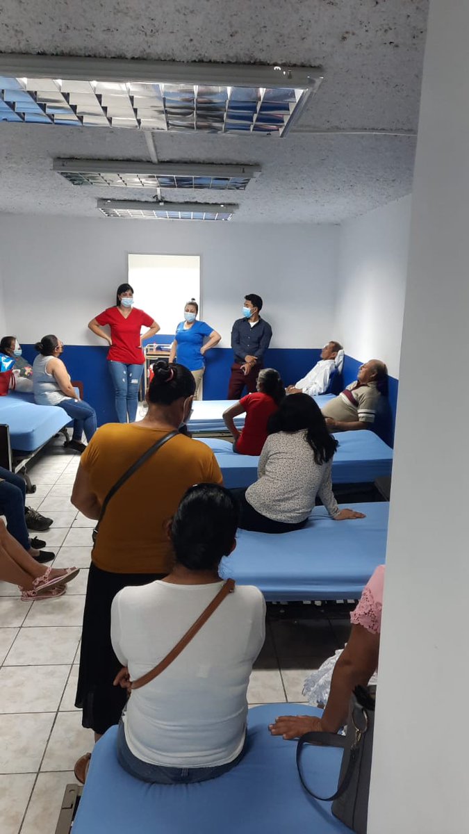DazMayln's tweet photo. BMC: Villa Nueva, continua trabajando, diariamente brindando salud y bienestar al pueblo guatemalteco #SomosCuba #SomosEquipo #SomosContinuidad https://t.co/8S82lrjrIj