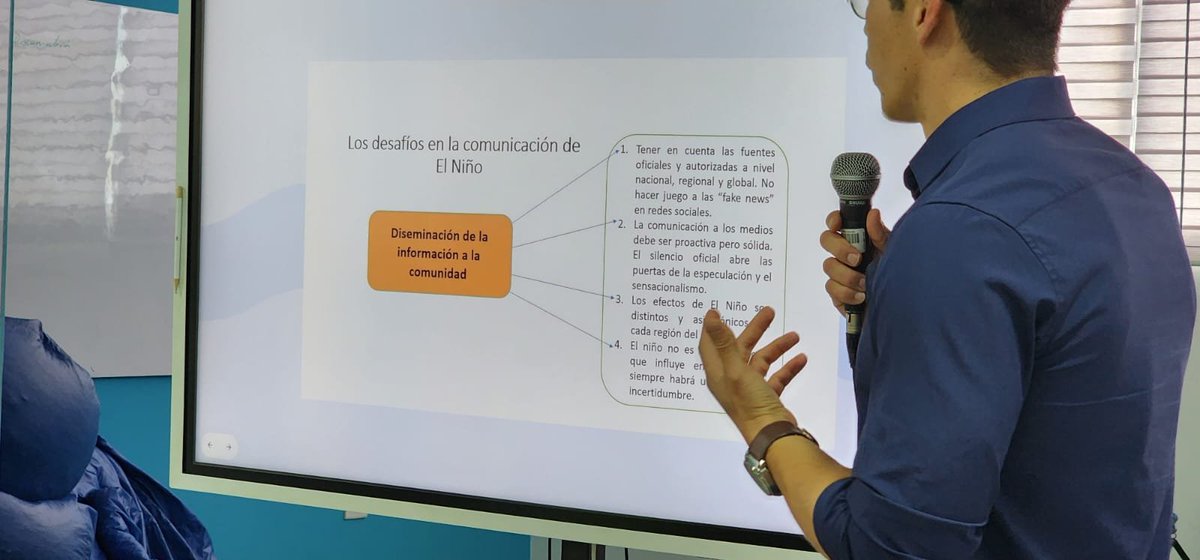 📍#Loja

En conjunto con la <a href="/utpl/">🎓 UTPL</a>, desarrollamos el taller #MásPreparados ante el 🟨#FenómenoElNiño, con representantes de medios de comunicación y periodistas de la provincia, con el fin de fortalecer sus capacidades y difundir la información a la ciudadanía de manera adecuada.