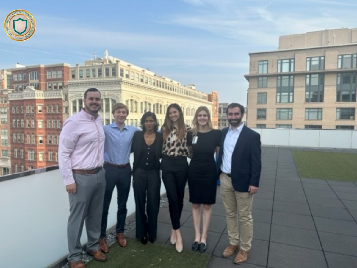 triptrust's tweet image. We are proud to welcome 83 summer investors across the firm. Here are just a few clients , featuring summer investors in our Chicago, Washington, DC, Miami and New York offices.