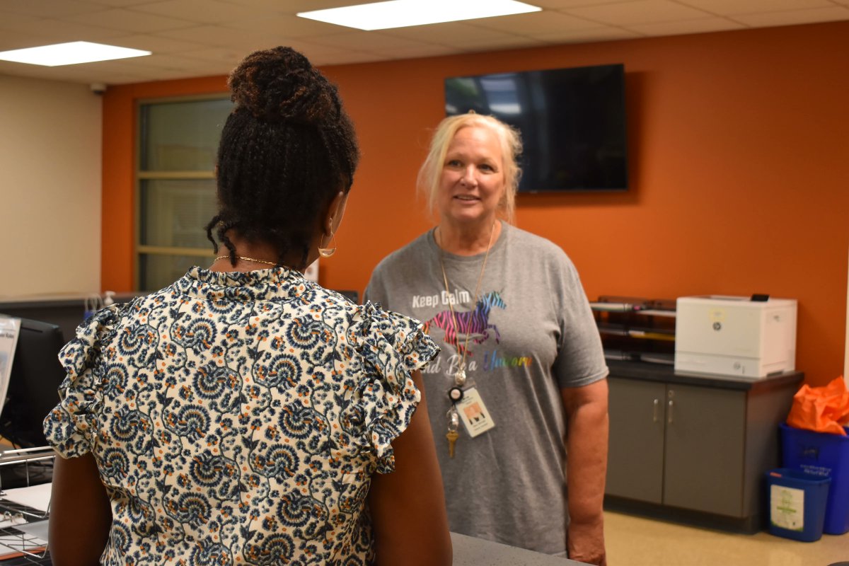 SouthviewSSD's tweet photo. Congrats to SSD's FACE for being 2023 Promising Practice Recipient! FACE holds Welcoming School Walkthroughs that allow families, community members, &amp; staff to provide feedback on SSD school environment &amp; culture.
https://t.co/8FrRakguDm https://t.co/eWqdWP1w3A