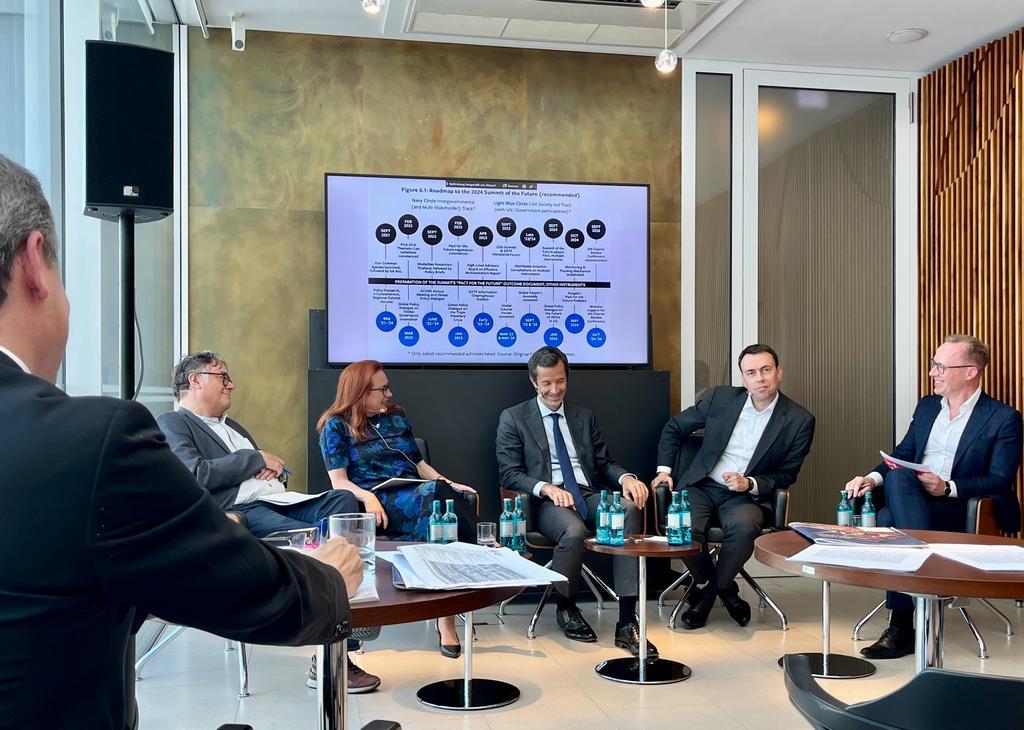 More from the launch of the Global Governance Innovation Report: Redefining Approaches to Peace, Security &amp; Humanitarian Action in Berlin at the @BoschStiftung Foundation. 

Find out more: 🔗 bit.ly/GGIR23 

<a href="/mfespinosaEC/">María Fernanda Espinosa</a> <a href="/HenryAltHaaker/">Henry</a> <a href="/CharneyResearch/">Charney Research</a> <a href="/MBeisheimSWP/">Marianne Beisheim</a>