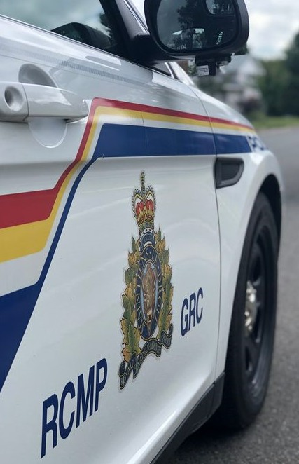 Hope you had a great first day at @CavendishFest 🎪🎈🥳 If you're in the Cavendish area tonight remember there will be lots of traffic. Drive alert, follow any directions, watch for pedestrians and be patient! #DriveSober #DriveAlive #PEIRCMP 🚔👮‍♀️👮