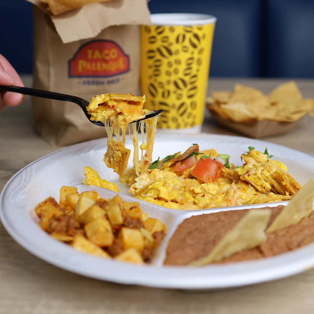 tacopalenque's tweet photo. ๐ถ๏ธ Wake up to Chilaquiles! Dive into crispy tortilla chips and zesty salsa for a flavorful morning.
Let us know what your favorite Taco Palenque breakfast is in the comments!
#Chilaquiles #Breakfast #TacoPalenque #FreshMex #Foodies #Texas https://t.co/GwH1kd3Nw4