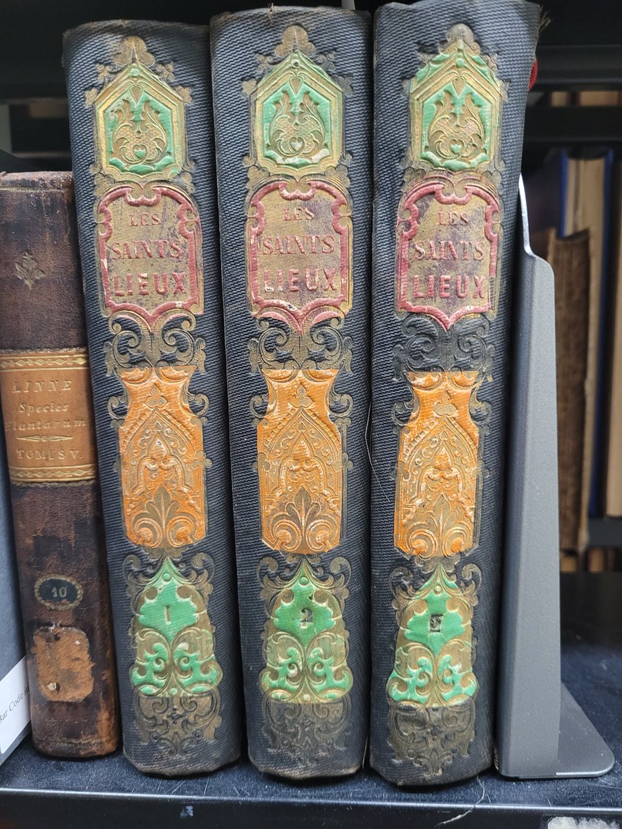 jordan_library's tweet photo. Published in Paris in 1858, the spines on these 3 books have suspicious green colouring suggestive of arsenic. They have been added to our list of items to test with XRF. Les saints lieux: pèlerinage à Jérusalem. #PublishersBinding #PoisonBookProject https://t.co/UISdxbaecS