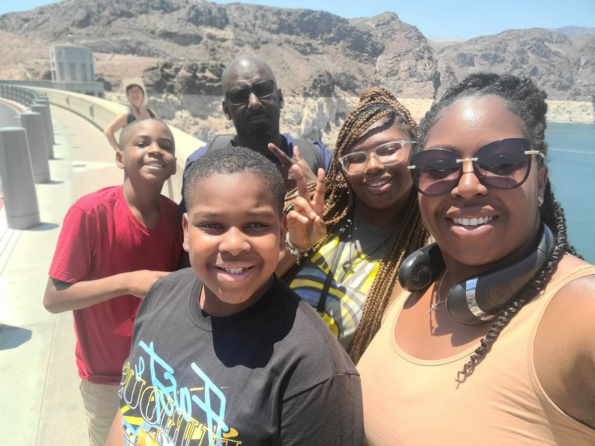 positive_mrs's tweet photo. My educator heart is so happy, right now! We had several science and history lessons today!😁 #VegasVacation #Summer'23 #ScienceInRealLife #FamilyVacation https://t.co/ZKJA8ltYrF