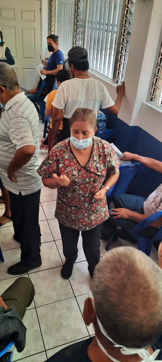 DazMayln's tweet photo. BMC:Villa Nueva, continua brindando salud al pueblo guatemalteco.  #SomosCuba #SomosContinuidad #SomosEquipo https://t.co/6cJ6Xv8aiT