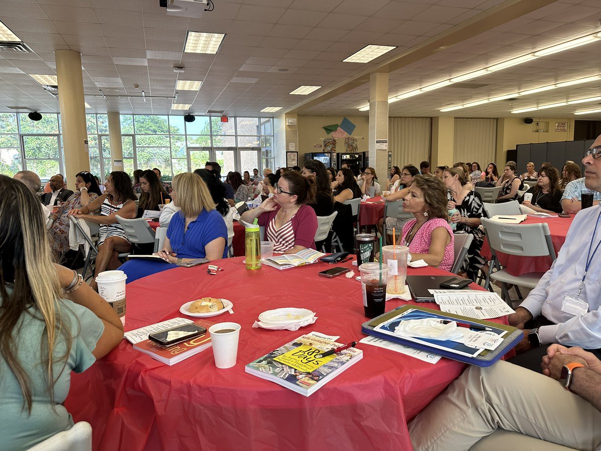 Diane Provvido tweet media