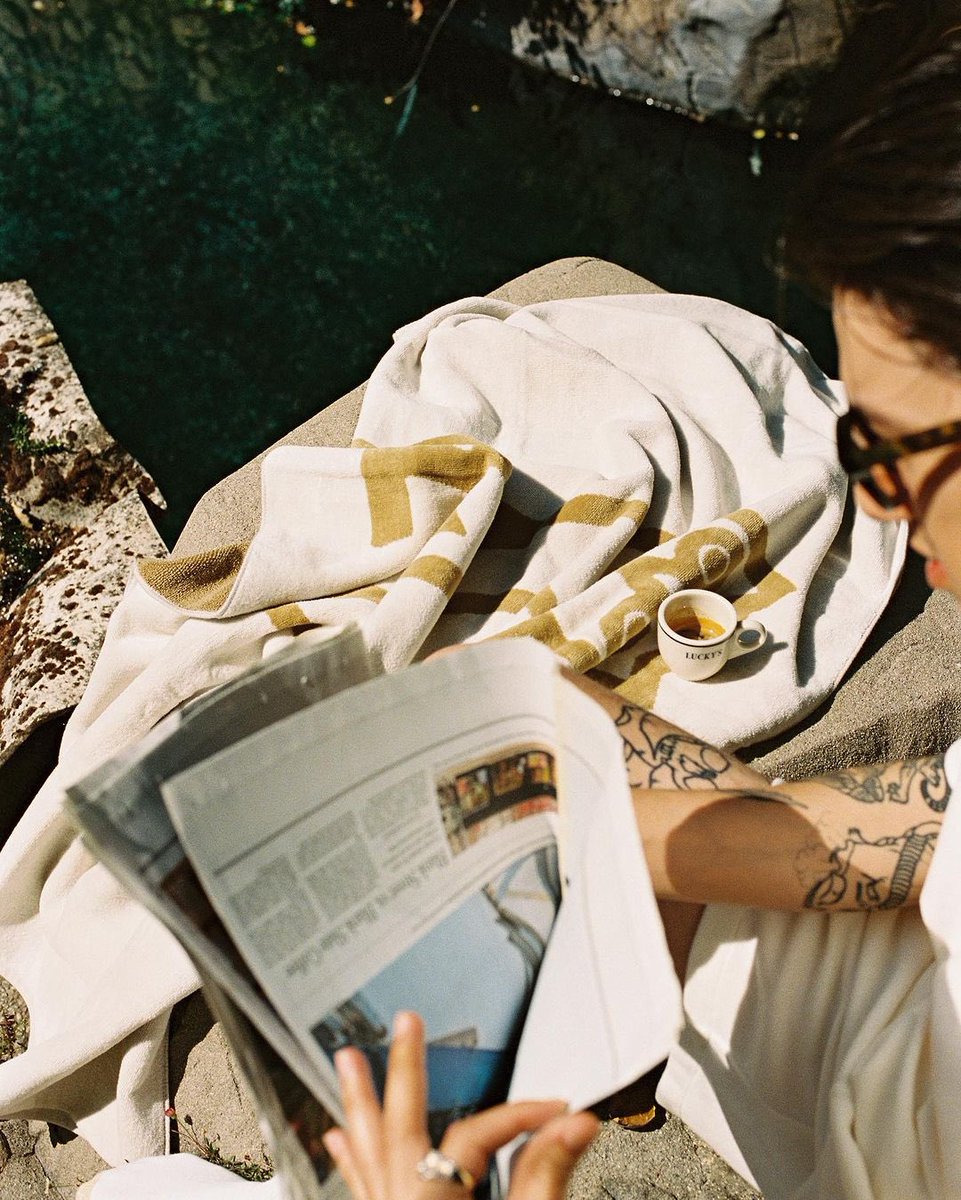 welcomeOVO's tweet photo. Summer ‘23 Editorial photographed by Justin Chung https://t.co/lTVrtK2hna