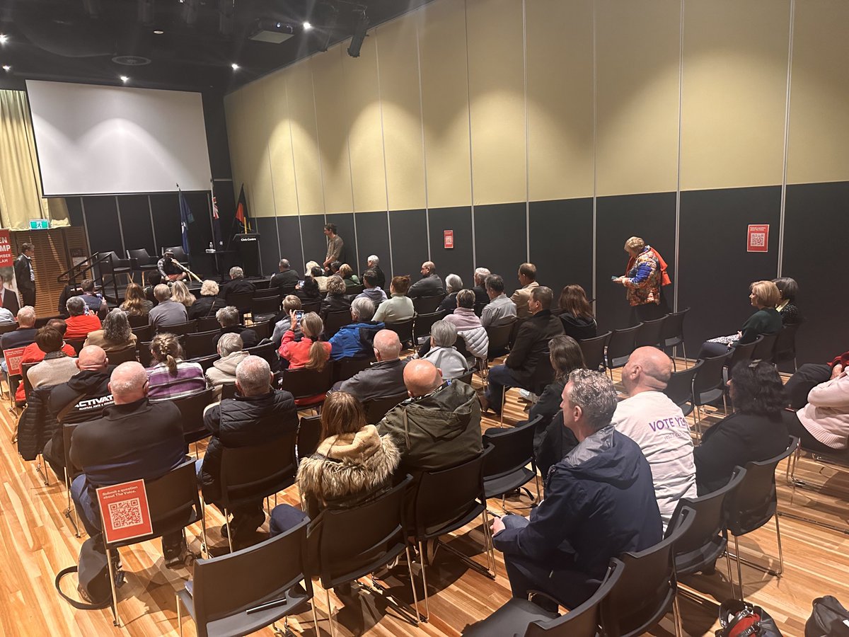 kelfuller's tweet image. In the chair for ABC Illawarra Mornings today - up first almost 100 people attend a community forum on the &apos;Voice to Parliament&apos; in #Shellharbour