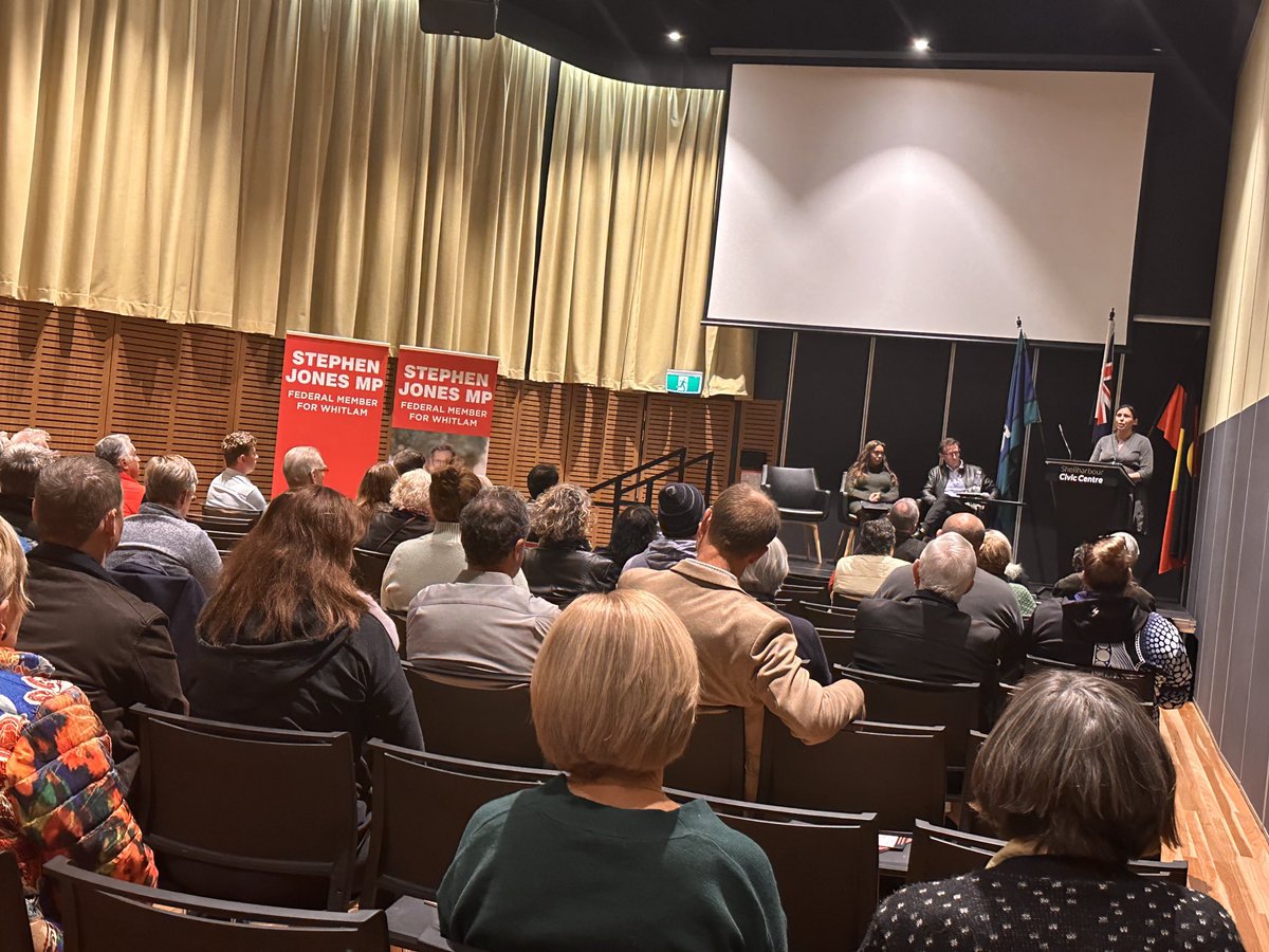 kelfuller's tweet image. In the chair for ABC Illawarra Mornings today - up first almost 100 people attend a community forum on the &apos;Voice to Parliament&apos; in #Shellharbour