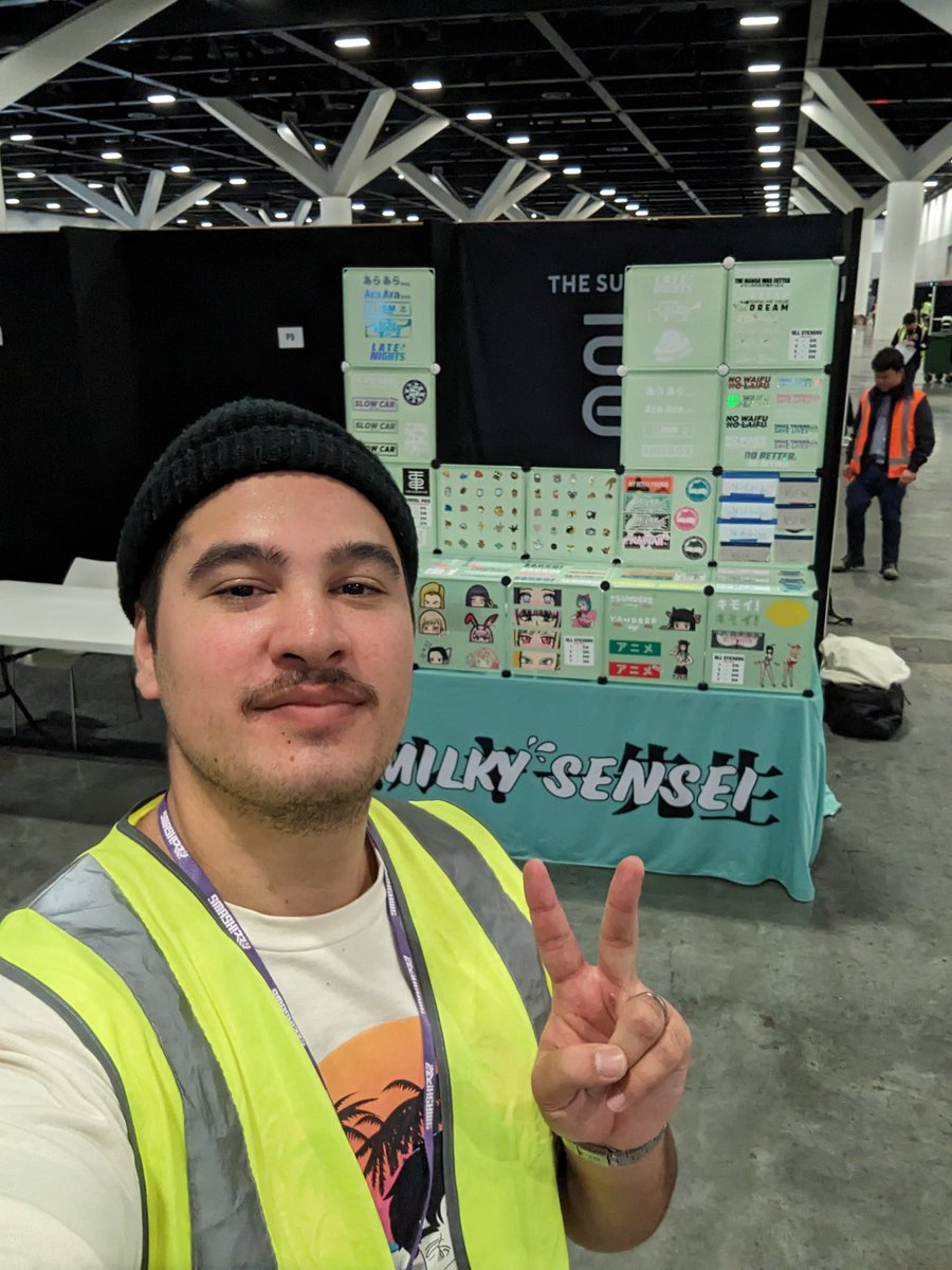 milkysensei's tweet photo. One of the only pics of me from #smashcon ✌️ https://t.co/sYRezFhfuf