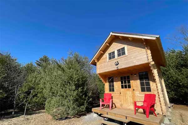 💥The Weekend💥 is here and so is the ToDoOntario weekly e-newsletter. It is filled with things 'To Do' from the Ontario tourism industry.  It is just what you need to plan some fun! 
Read it here 👉 conta.cc/3r7yGWL
conta.cc/3rkaCQM