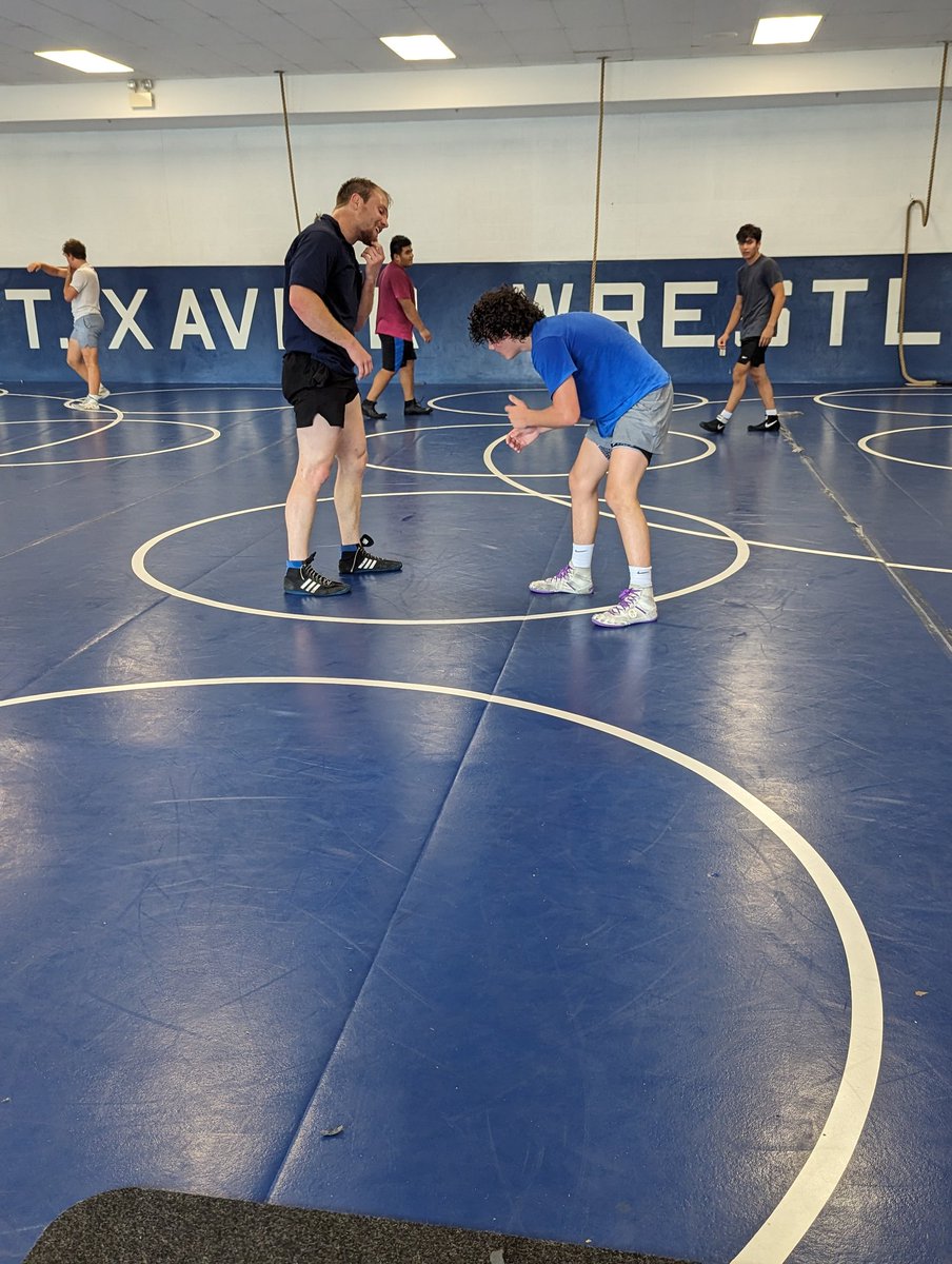 Thank you to Former Bomber State Champ @joe_the_worker  for Coming in and rolling around today with Future Bomber State Champ Kane Shawger  #longblueline