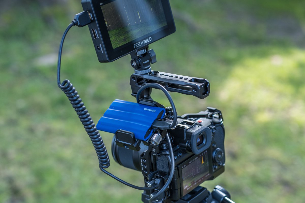 MaskedFilms's tweet photo. The Samsung T-7 Shield arrived for my Panasonic S5IIX. Ready to test some 6K Apple ProRes footage! #videography #S5IIX #CameraTests https://t.co/OUsQWw4pX4
