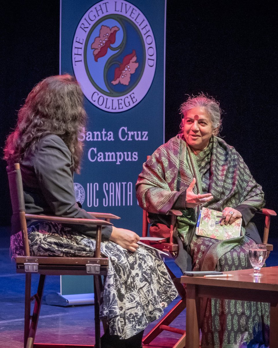 Just in 👉 @ucsc will be the next leader of @RightLivelihood College network as the newest Global Secretariat🎊 Read more here: news.ucsc.edu/2023/07/right-… Image: Anthropology Prof. Nancy Chen interviews 1993 Right Livelihood Laureate Vandana Shiva. Credit: Steve Kurtz