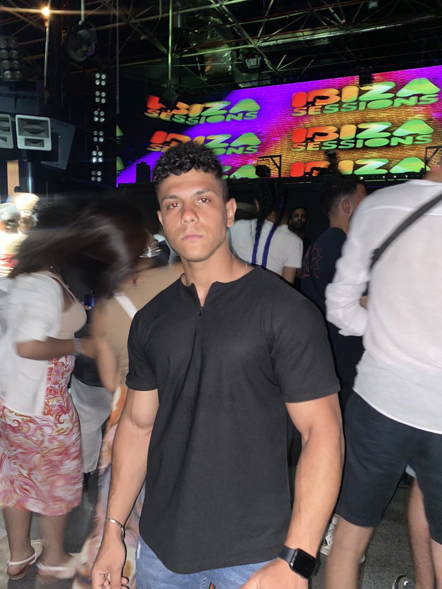 My dreams come true when i get high 🕊️