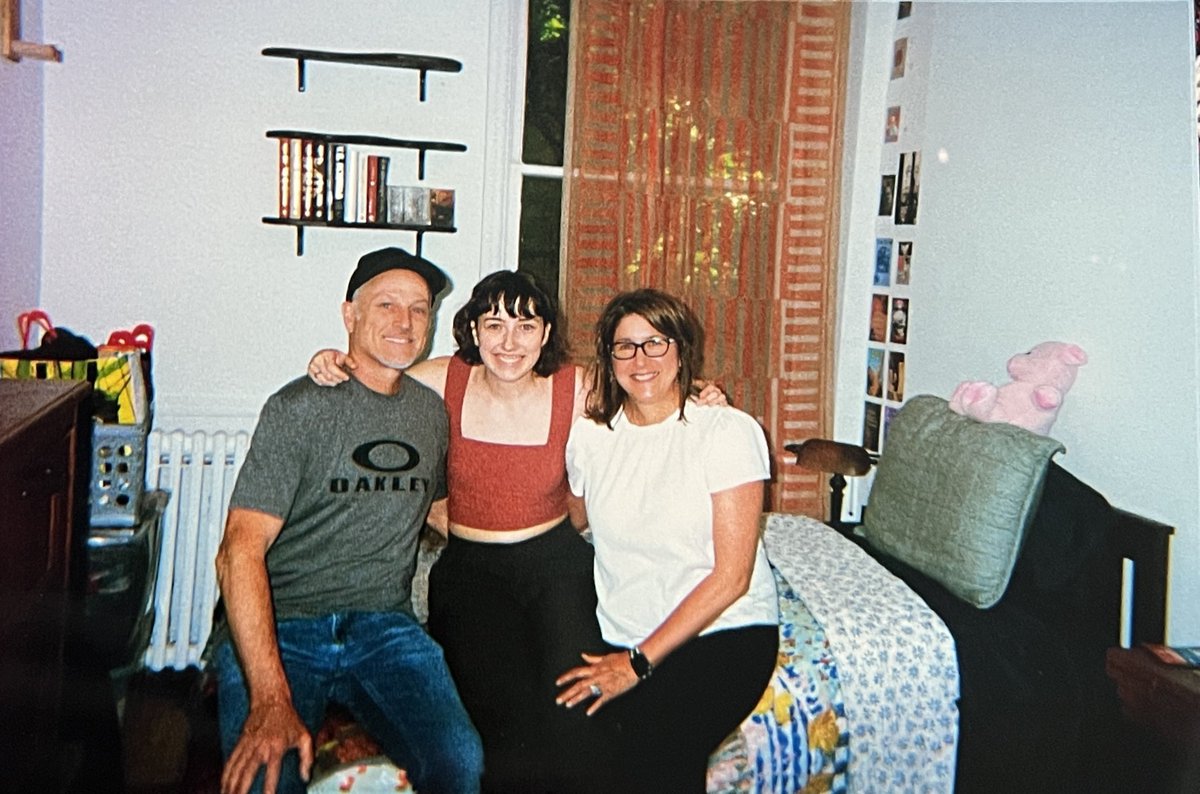 whereyouleftmir's tweet photo. from first listening to this album when i was 7 dreaming one day i’d get to live in nyc and be a dancer, to moving into my first apartment this year in said city and working toward my bfa in modern dance🥹 #SpeakNowTaylorsVersion means so much to me in this chapter of my life. https://t.co/tEltXszgRx