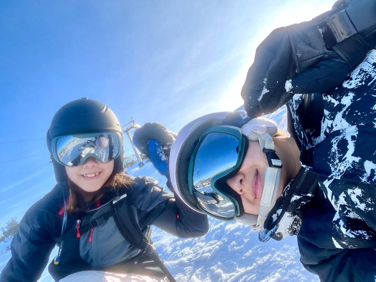 dafafa466375's tweet photo. I was really happy when I was skiing. It reminded me of the scene when I was a child. Although I fell badly when I was just getting started, I still persisted.

#San Francisco#ski life# https://t.co/GKt5dNnVot