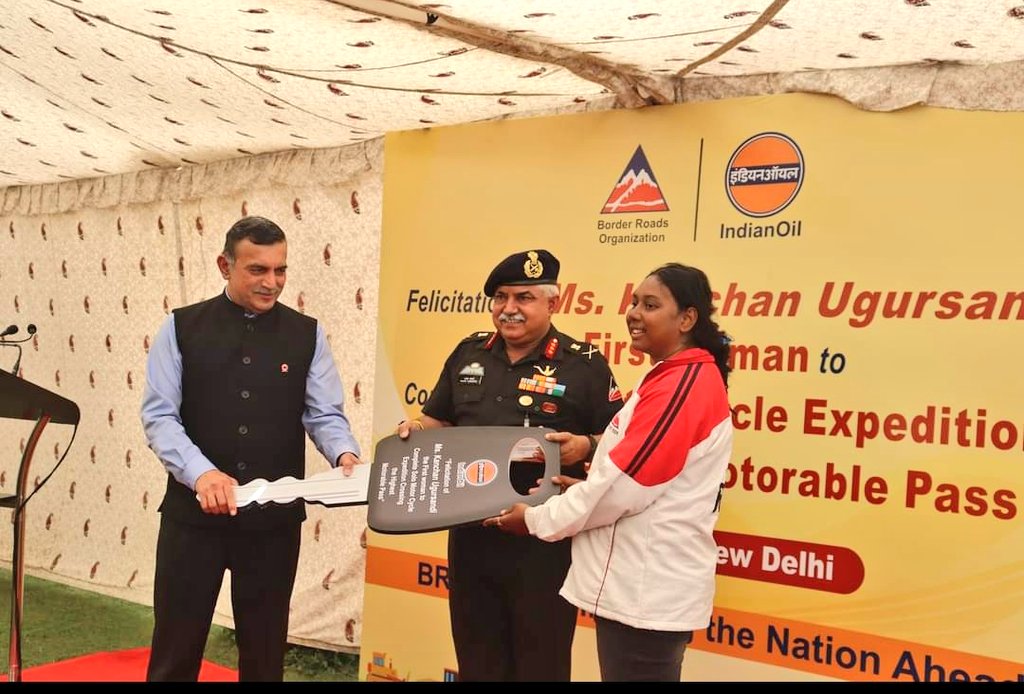 BikerGirlkancha's tweet image. दो साल पहले आज ही के दिन ! #7thJuly

#UmlingLa #BorderRoads #IndianOil #Sponsorship