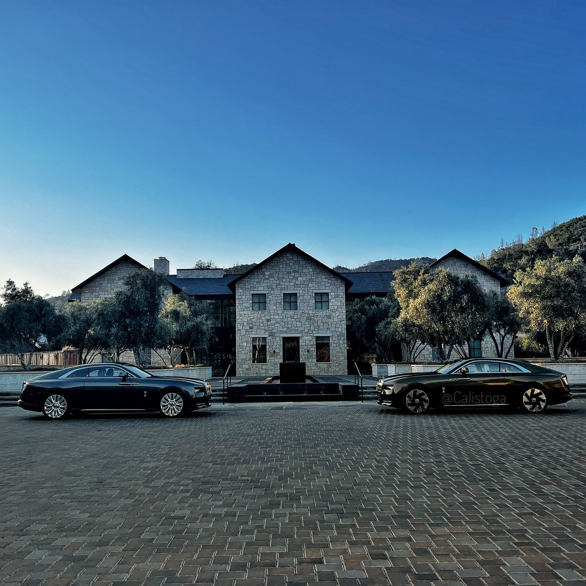 Another gorgeous evening in #Calistoga! Cheers to <a href="/FSNapaValley/">Four Seasons Resort and Residences Napa Valley</a> Let’s Roll🍷

#FSNapaValley #NapaValley