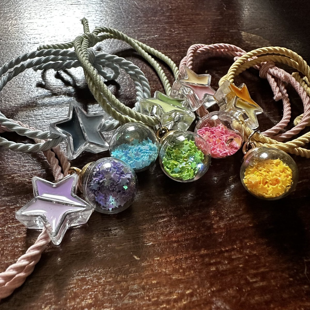 ThingsbyV's tweet photo. #Pinkaholicupdates 

Freebies check ✅ for my Hatian 🥰🩵

Shipping will start this Sunday. 🙏🏻📌

Ps. Dapat Star shape lato-lato po talaga dapat yung freebies 😝 Char https://t.co/ZKD8nQ8pQK