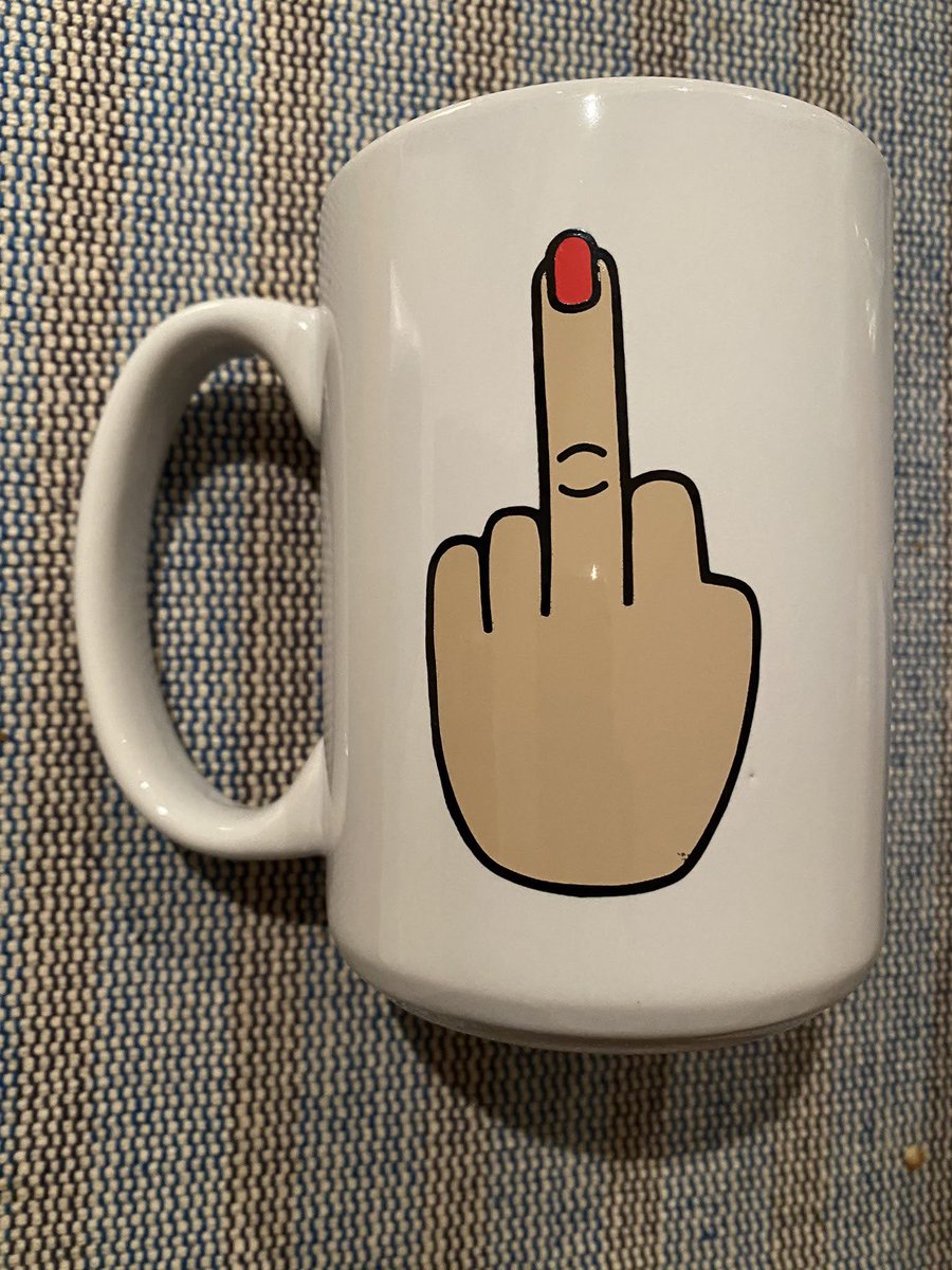 ramercury's tweet photo. #mugtwitter 🤣😂 https://t.co/yS5EpHsPwy