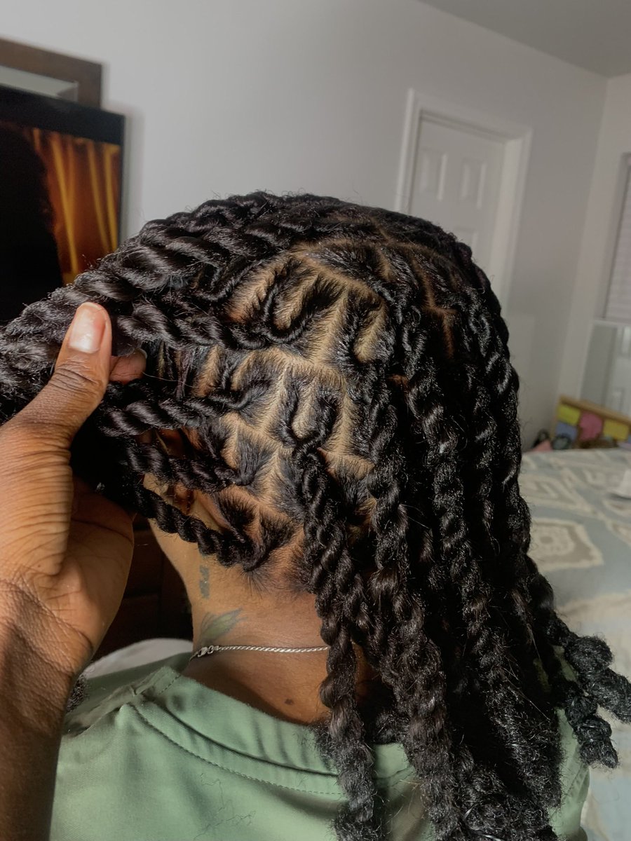 taybenjiss's tweet image. book with me this fall ! soft locs, invisible locs, boho sengalese, butterfly locs etc. follow my ig : @locxedin for all updates, appointments and visual work. 👱🏾‍♀️✨💗 #pvamu #pvamu27 #pvamu26 #pvamu25 #pvamu24 #pvamuhairstylist