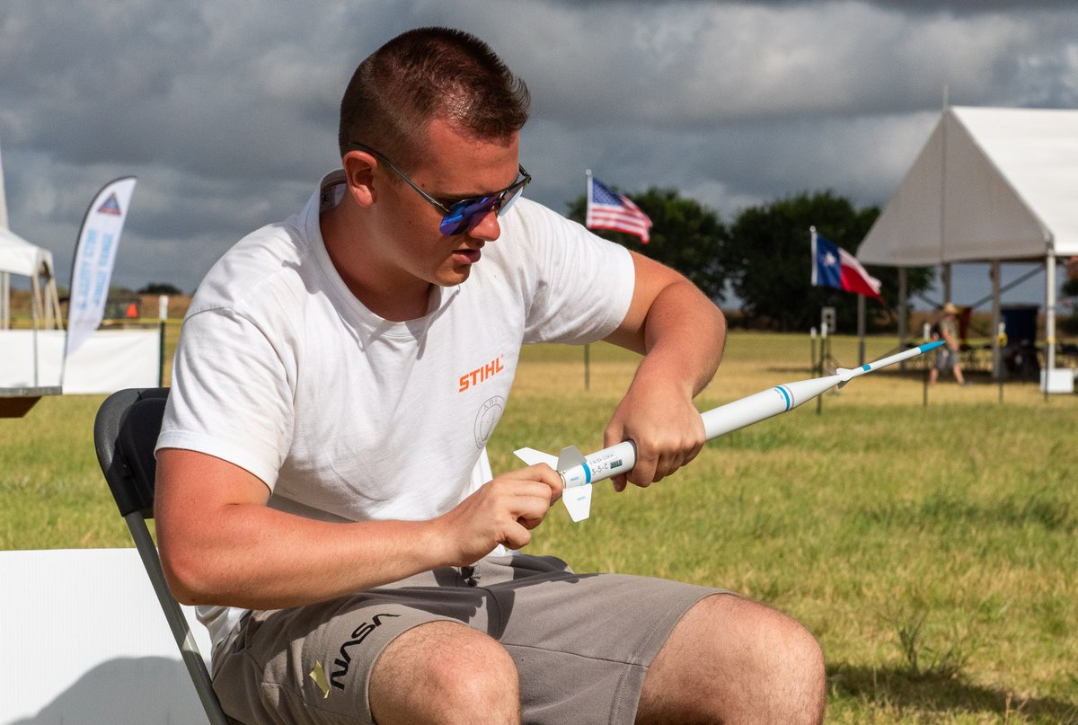 NARRockets's tweet image. 🚀 Today, the seniors and juniors participated in the S7 Competition at the World Spacemodeling #Championship (WSMC)! 🚀 Scale models are precise replicas of real #rockets that are “scaled” down to modelers size: nar.org/site/wsmc-2023… #WSMC2023