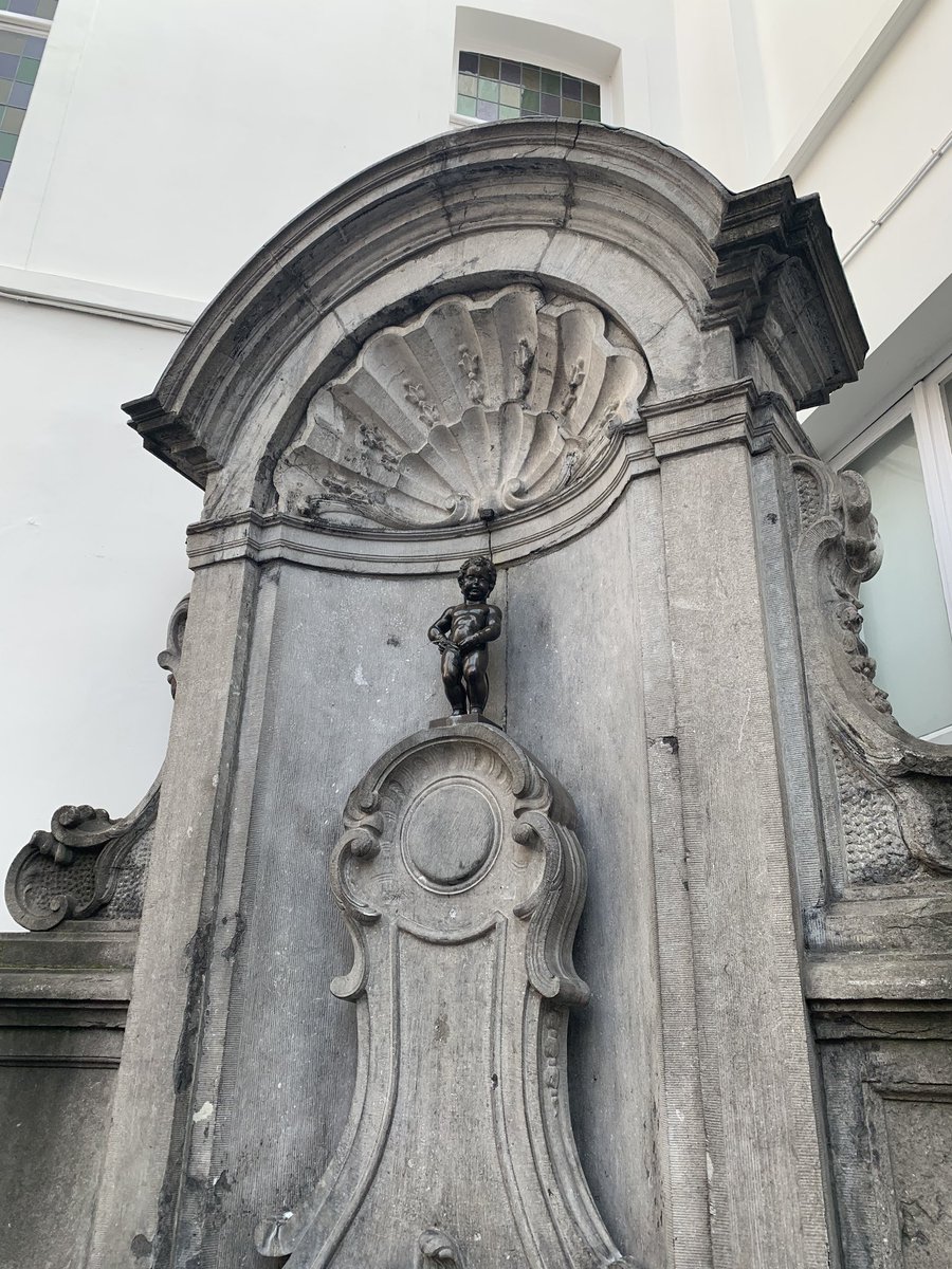 panpontanton's tweet photo. #海外旅行 #ベルギー #ブリュッセル #小便小僧 #Travel #Trip #Belgium #Brussels #MannekenPis https://t.co/XDJqPRV3Fd