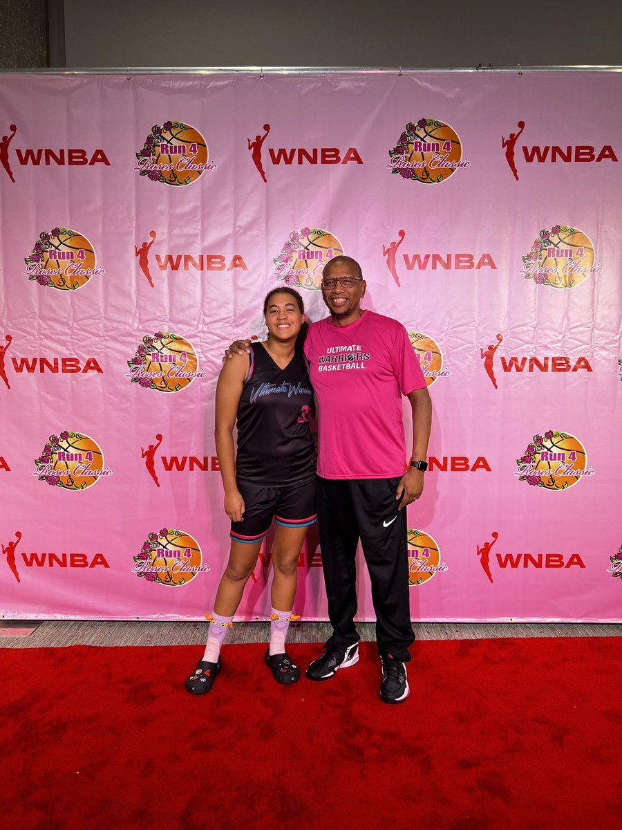 Good luck to <a href="/IAmCoachTy/">Coach Ty Hodges</a> and the rest of the Lady Falcons playing at the <a href="/TFNsRun4Roses/">TFN's Run 4 Roses</a> Classic in Louisville. #falconpride