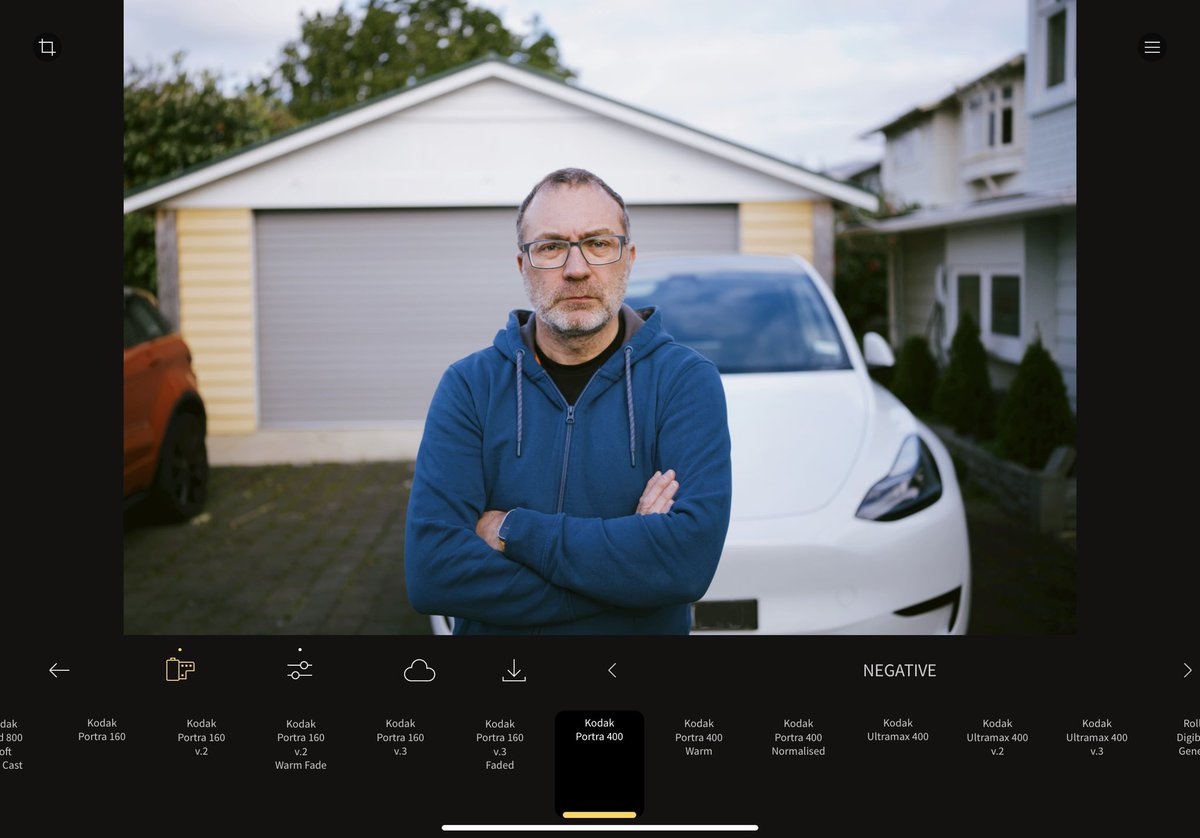 Never happy being in front of the camera for a photo 😱,but was good to teach a friend how to use a Leica Rangefinder and gave me a chance to test a film simulation app called RNI Films

Shot on Leica M10-P and Voigtlander 35mm f/2 APO Lanthar