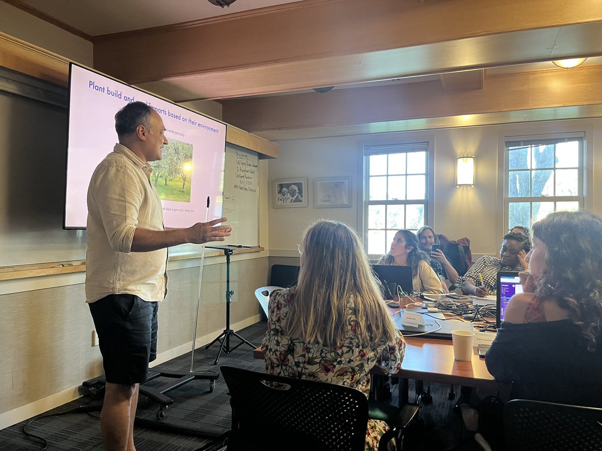 CSHL Plant Course (@cshlplantschool) on Twitter photo This evening we are having an outstanding lecture on Plant Photosensory perception and signaling by <a href="/UllasPedmale/">Ullas Pedmale</a> This evening we are having an outstanding lecture on Plant Photosensory perception and signaling by <a href="/UllasPedmale/">Ullas Pedmale</a>