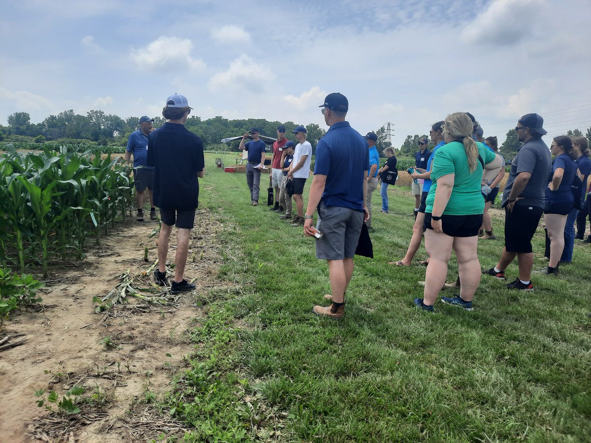 JennHowson's tweet image. Had a great day at Crop Diagnostic Day at @RidgetownCampus. Thanks to @cropdoc2 and all the other speakers!