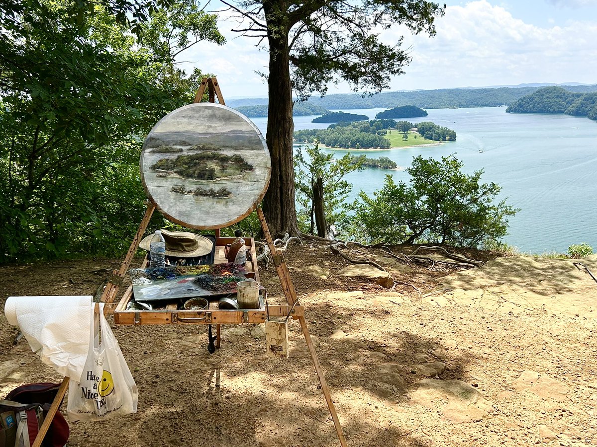 bnguffey's tweet photo. Painted en plein air, in oil, on a bourbon barrel head. Dale Hollow Lake State Resort Park, Kentucky. 

#art #kentuckyart #kentuckyartist #artist  #fineart #instaart #interiordesign #interiordesigner #bourbon #kentuckybourbon
#bourbonwithheart https://t.co/heF0rpw0sx