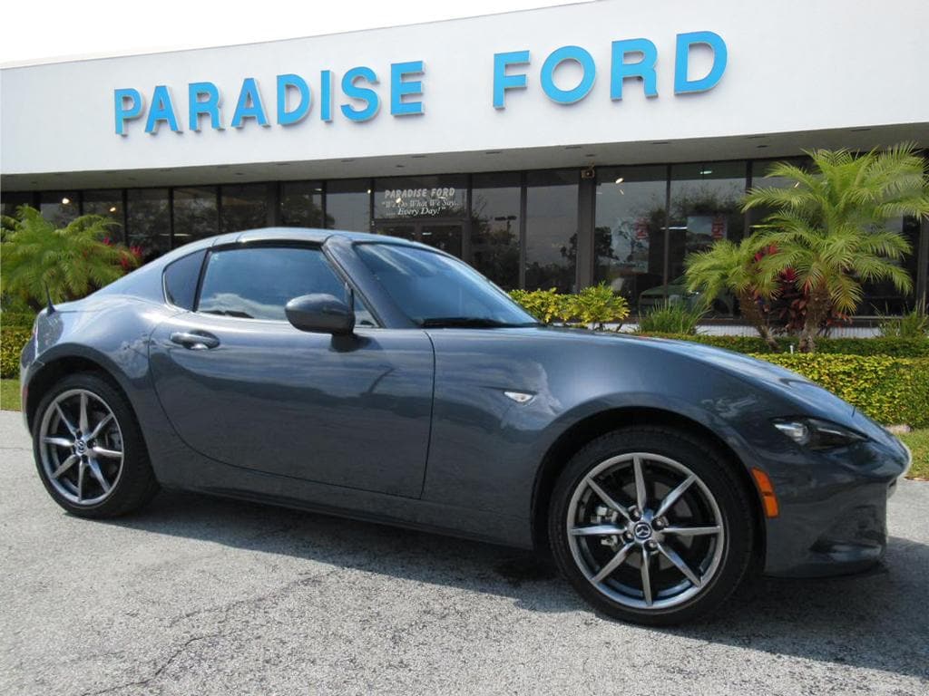 Check out our #UsedCarOfTheWeek! This 2021 Mazda MX-5 Miata has less than 10,000 miles on the odometer! Stop by our dealership or give us a call for more information. bit.ly/43uontD