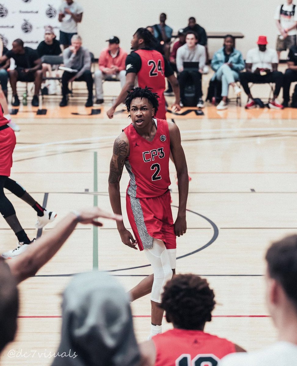 Adam Perry (@adamprry) on Twitter photo #EYBL Notes📝
Isaiah Evans has been setting the 3pt line ablaze at #PeachJam, making his case for top shooter in the nation. The 6’7” Duke Commit had 6 threes today and ended with 27 in front of coach <a href="/CP3/">Chris Paul</a>. Defenders need to suffocate him at all times or he will make you pay🎯 #EYBL Notes📝
Isaiah Evans has been setting the 3pt line ablaze at #PeachJam, making his case for top shooter in the nation. The 6’7” Duke Commit had 6 threes today and ended with 27 in front of coach <a href="/CP3/">Chris Paul</a>. Defenders need to suffocate him at all times or he will make you pay🎯