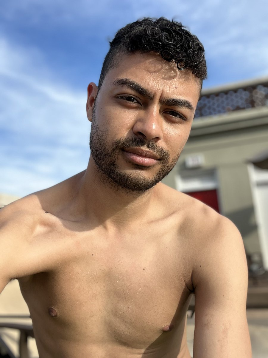 MIENDA_11's tweet photo. Had a great time in #NOLA #July4th2023 - the people and the food were amazing - looking forward to my next visit! #Fireworks #Beignets #FrenchQuarter #FrenchmanStreet #Jazz #LGBT #GaySelfie #Gay #LGBTQ #BucknerMansion #AHSCoven #Gumbo #Crawfish #FoodAndLife https://t.co/OJZbyjdoWS